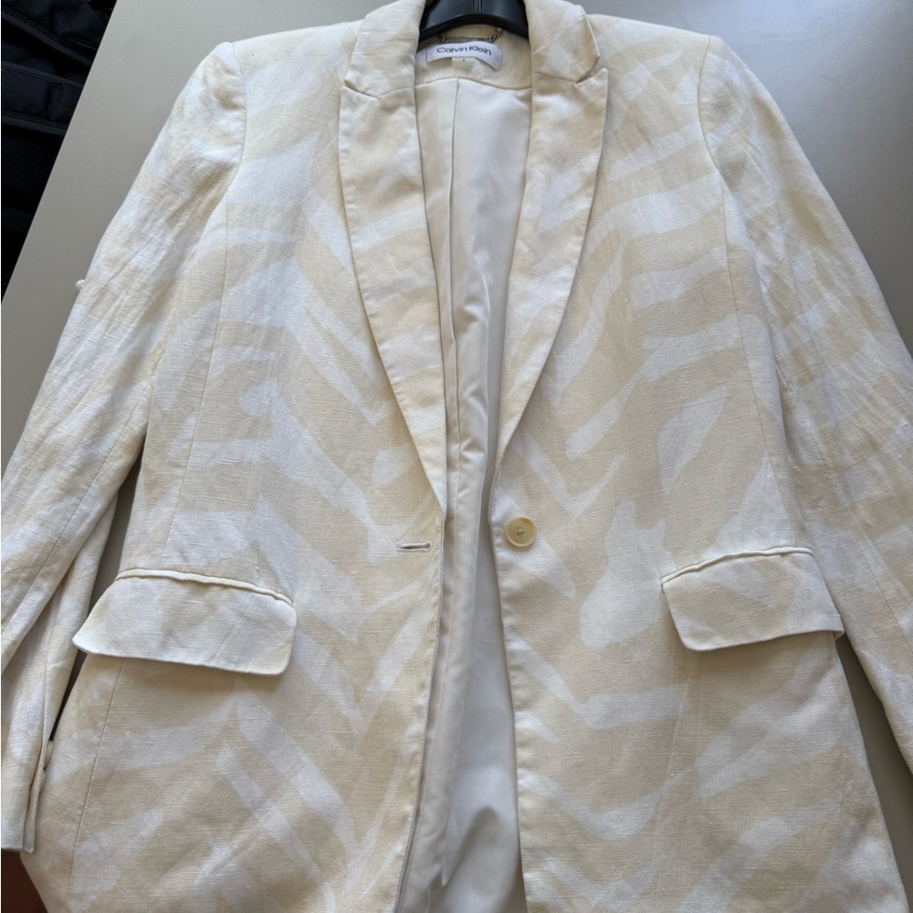 Calvin Klein Cream Blazer Size 4
